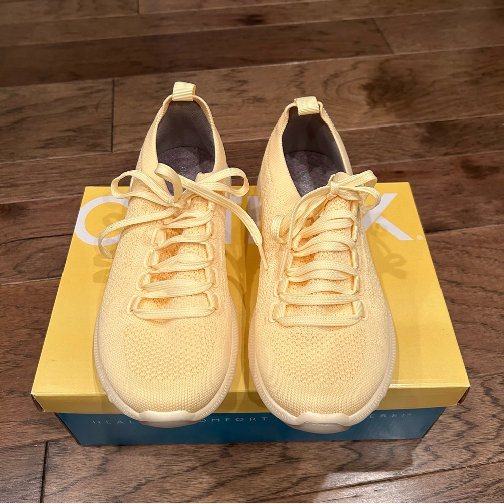 Atrex Carly Lace Up Lemon Sneakers